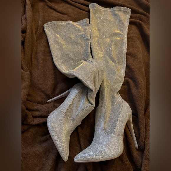 Sparkly knee high boots with hints of gold and silver. - Picture 12 of 13